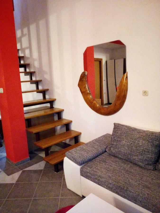Studio Apartman Hrast Seline Exteriör bild